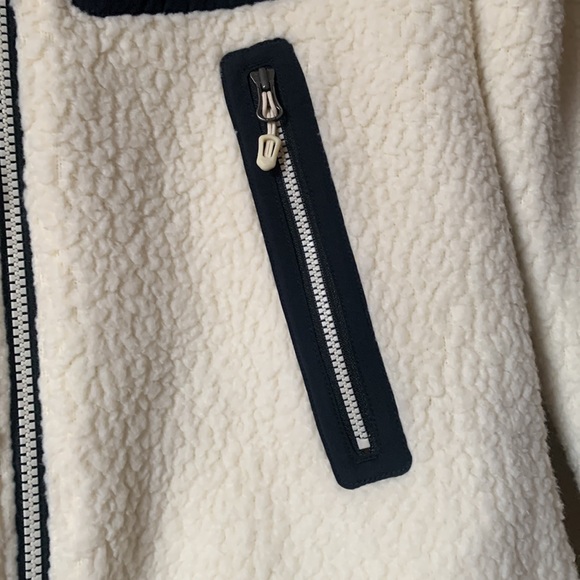 (Sold) Marmot Wiley Polartec Fleece Jacket | Cream and Black | XS - Picture 4 of 12